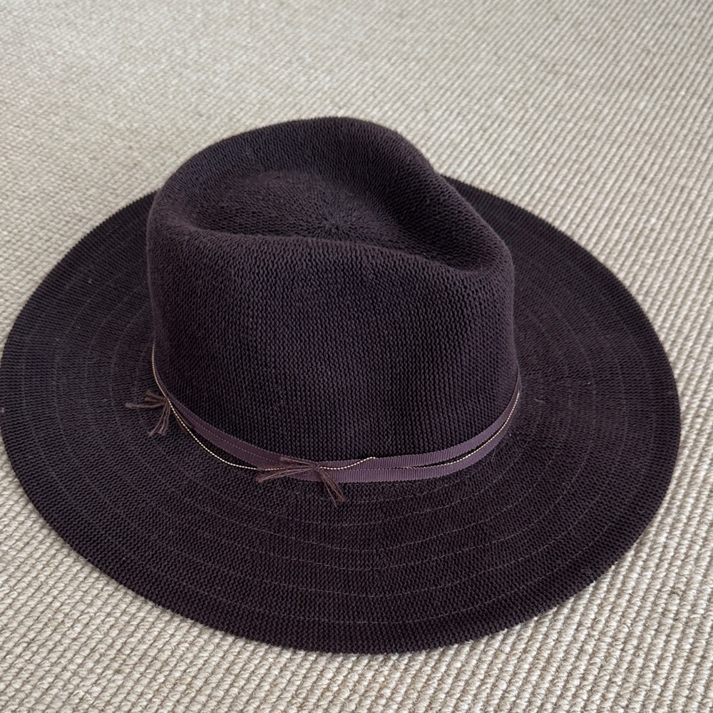 WYETH NWT hat